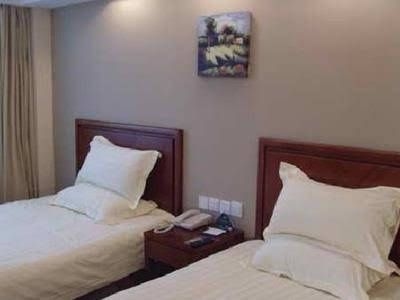 GreenTree Inn Jinan Railway Station1