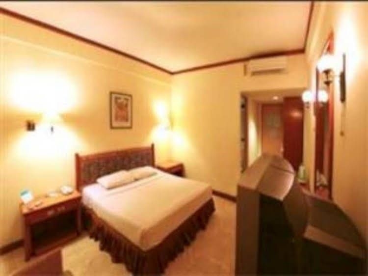 Hotel Apita Cirebon1