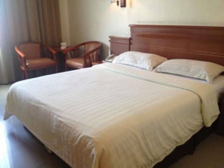 Hotel Utama1