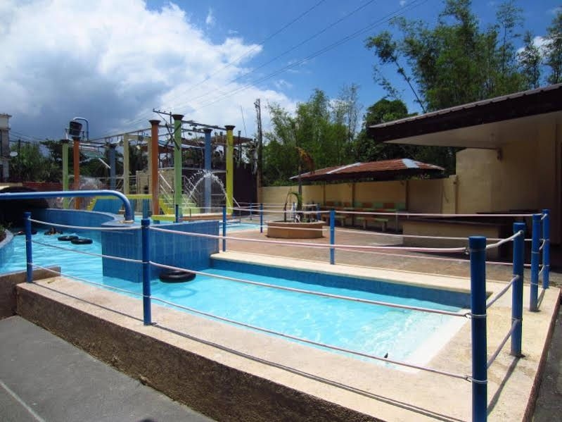 Caribbean Waterpark & Resotel2
