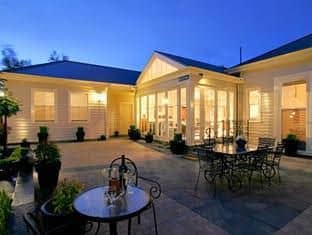 Kurrajong House Bed & Breakfast Kurrajong House Bed & Breakfast