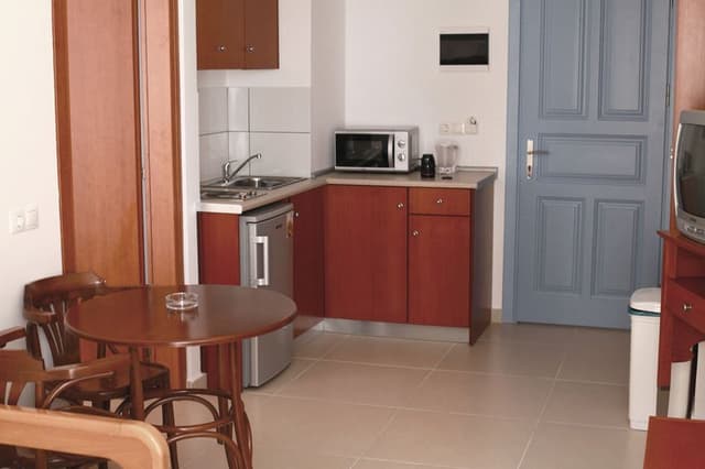 APARTMENT ONE BEDROOM