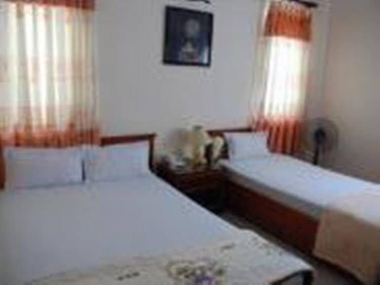 Huyen Trang 2 Hotel4