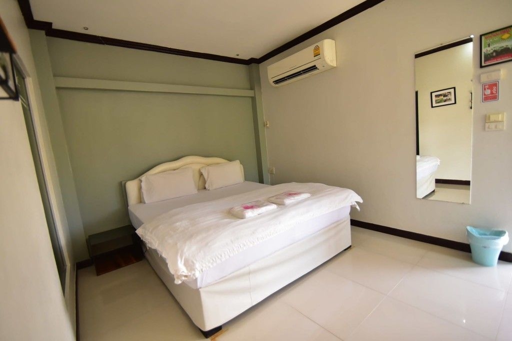 บางรัก รีสอร์ท (Bangrak Resort)3