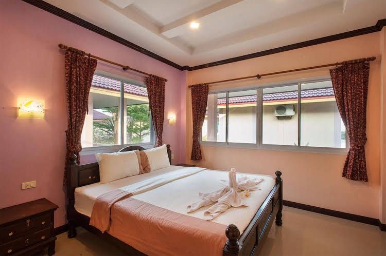 āļāļĨāļāļ āļē āļĢāļĩāļŠāļāļĢāđāļ (Chonnapha Resort)1