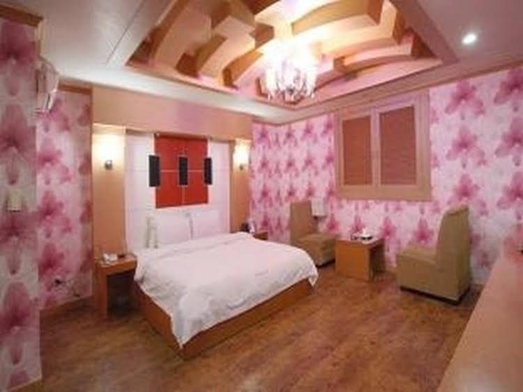 Lexy Hotel3