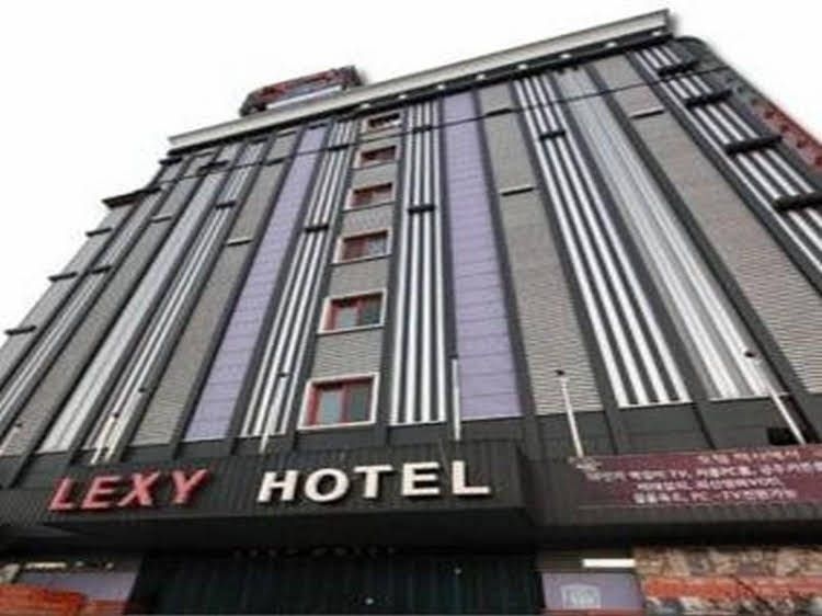 Lexy Hotel4