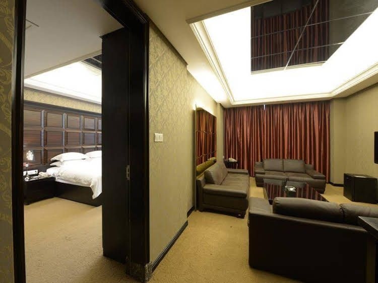 Huafu Hotel0