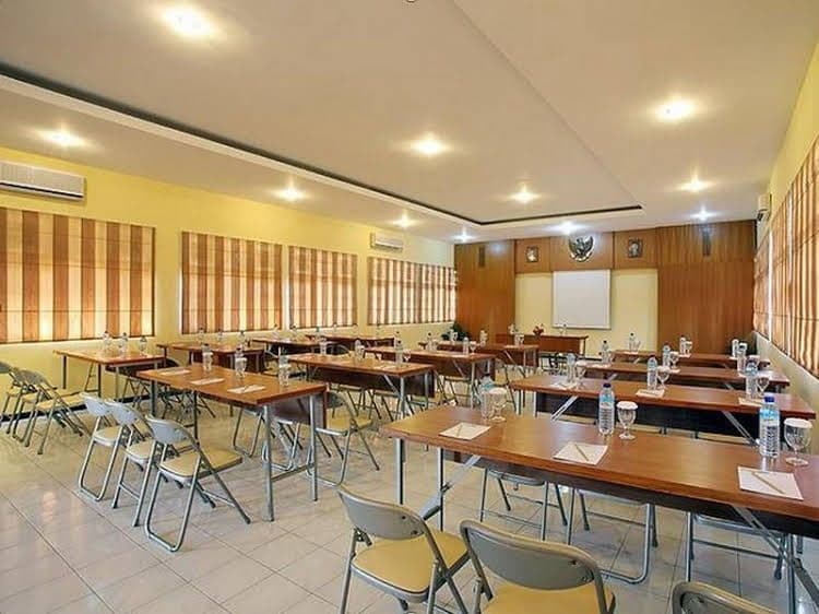 Giri Hotel Lombok Giri Hotel Lombok