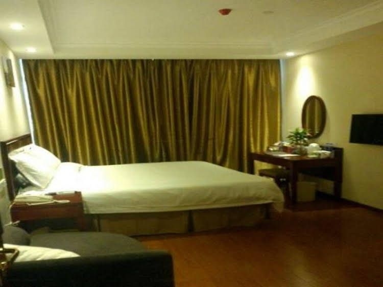 GreenTree Inn Suzhou Shengze Hotel1