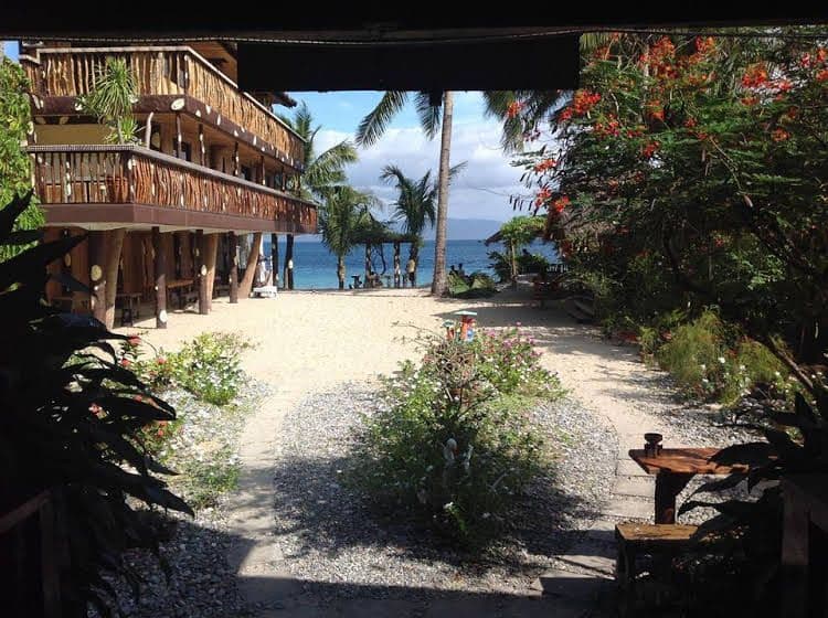 Bamboo House Beach Lodge & Restaurant Bamboo House Beach Lodge & Restaurant
