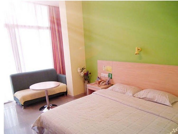 8 Inns Dongguan - Chang'an Changqing Branch0