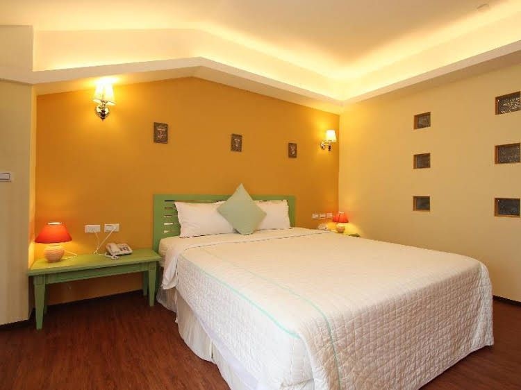 Jasmine Inn3