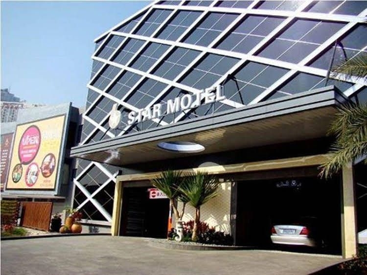 6 Star Motel4
