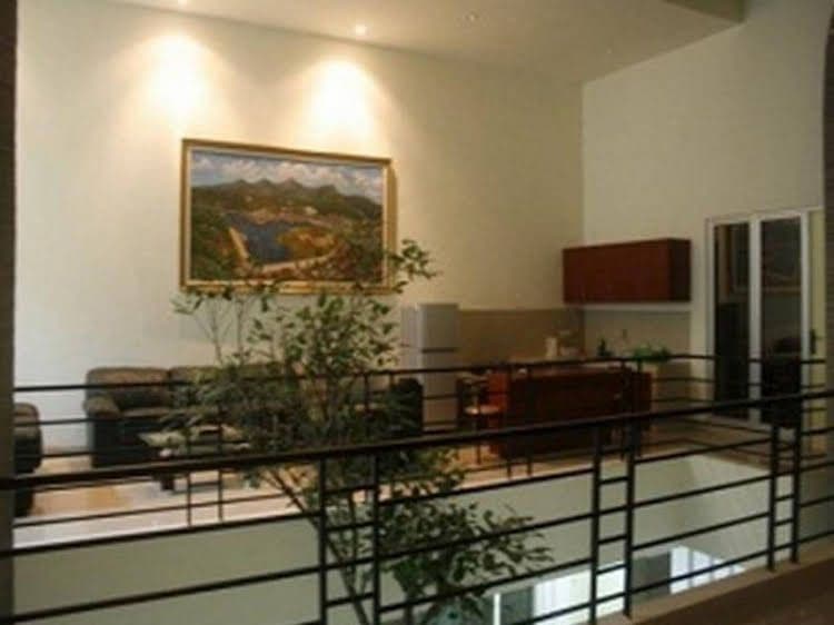 โซราบายา เพลส เกสท์เฮาส์ โซราบายา เพลส เกสท์เฮาส์