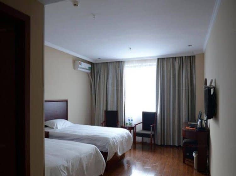 Green Tree Inn Jiangyin Middle Binjiang Road Green Tree Inn Jiangyin Middle Binjiang Road