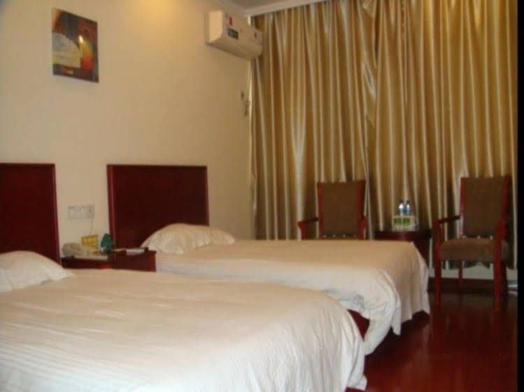 Green Tree Inn Wuxi Qian Qiao Express2