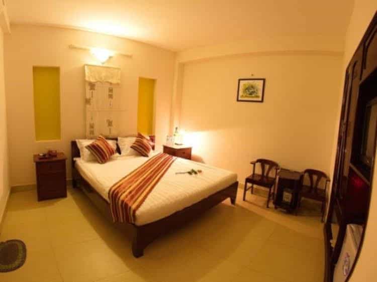 Nam Viet Hotel Nam Viet Hotel