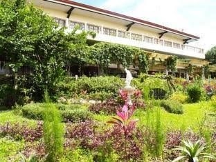 Bed & Breakfast at Royale Tagaytay Country Club4