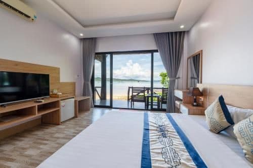 Bungalow - Beach Front (2 Adults)