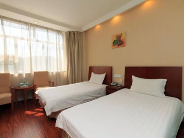 Green Tree Inn Anyang Hongqi Express Hotel1
