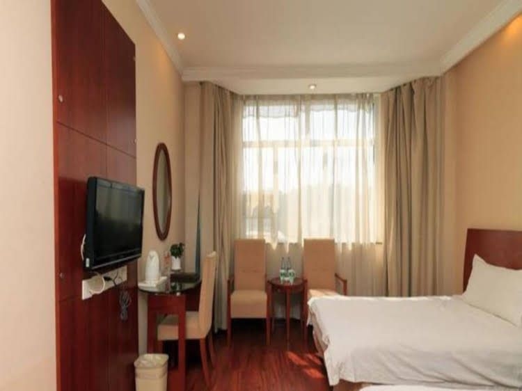 Green Tree Inn Anyang Hongqi Express Hotel2