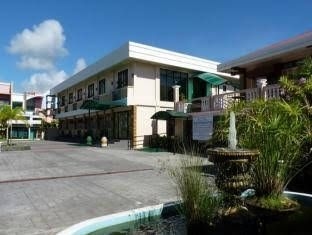 La Roca Veranda Suites & Restaurant0