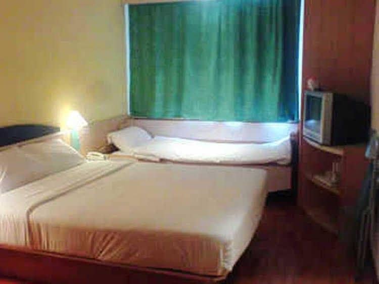 Hotel Ibis Huangpu Zhongshan Hotel Ibis Huangpu Zhongshan