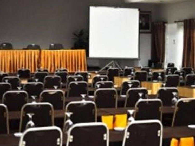 Pesona Anggraini Hotel0