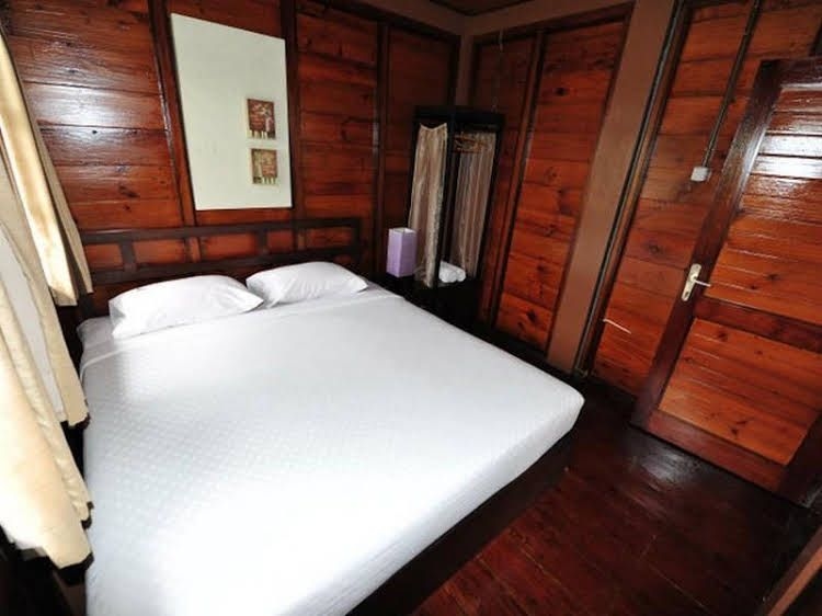 Pondok Alamanda Hotel0