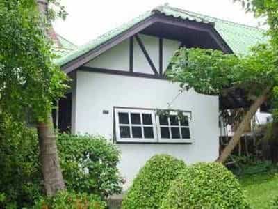 Cool Breeze Bungalow Cool Breeze Bungalow