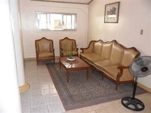 Carlo's Hometel Bed and Breakfast1