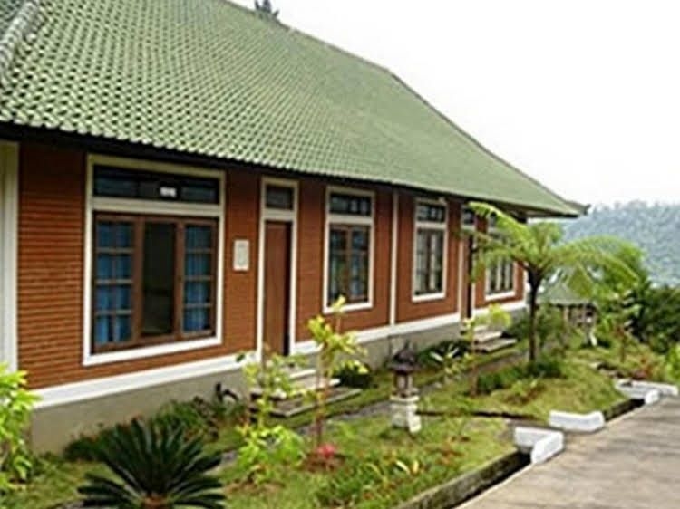 Care Resort Bali0
