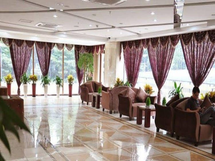 Qingdao Yonghuating Hotel1