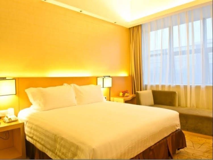 Jinjiang Metropolo Hotel-Smart Hotel Guangzhou Baiyun0