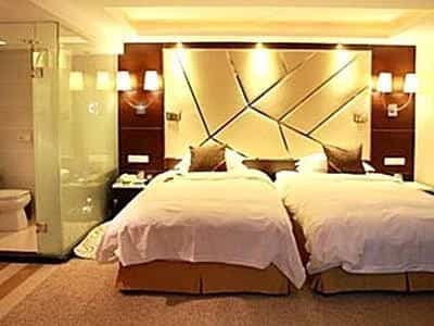 The Center Hotel Yantai The Center Hotel Yantai