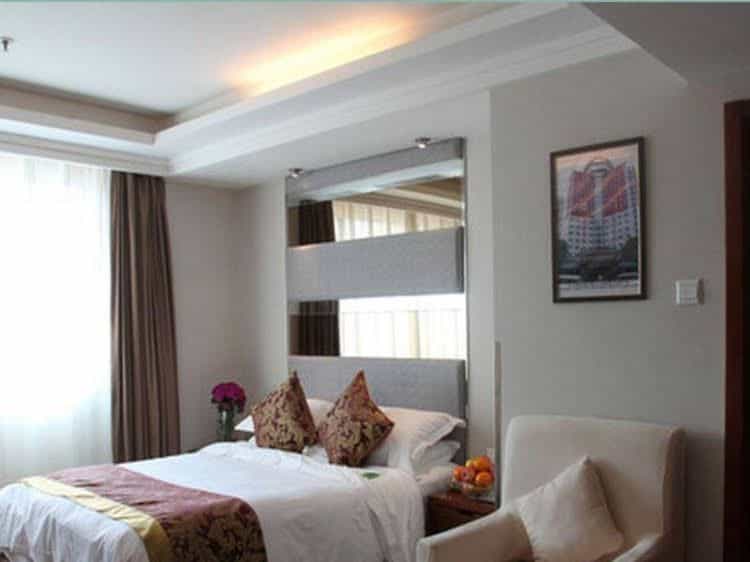 The Center Hotel Yantai The Center Hotel Yantai
