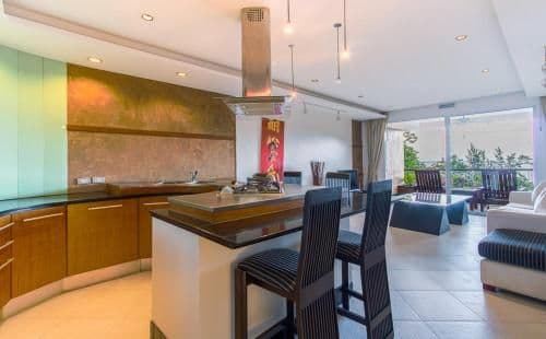 Deluxe Suite with Sea View