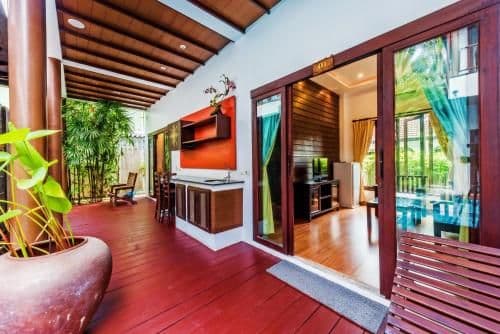 Suite - Pool Access