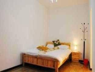 Dali Lazy Cat Inn0
