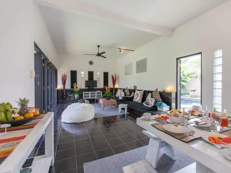 Rumah Dua Tiga Villa Rumah Dua Tiga Villa