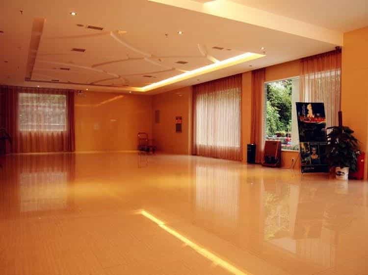 5 Yue Zhangjiajie Wulingyuan Branch 5 Yue Zhangjiajie Wulingyuan Branch
