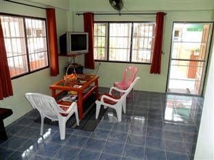 Happy Home Guesthouse Rawai1