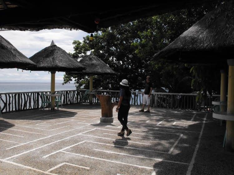 Camiguin Island Golden Sunset Beach Club0