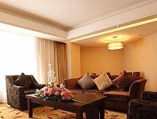 Henan Business Hotel0