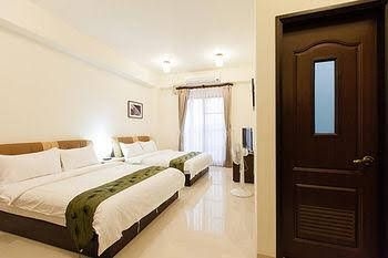 Orange Garden Hostel1