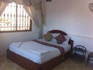Royal Guest House3