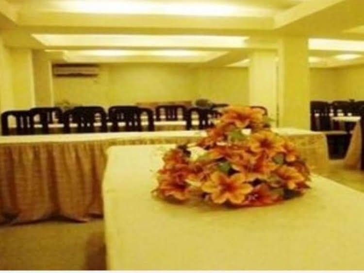 Hotel Femina1