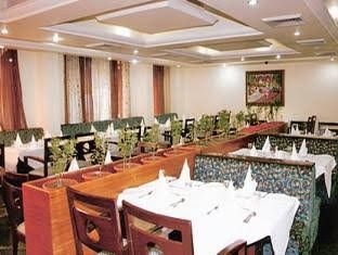 Hotel Grand Mumtaz0