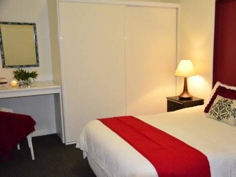 Abbeville Apartments0